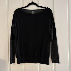 Nike Dri-FIT Black Long Sleeve Top Women’s Medium Athletic Stretch Shirt